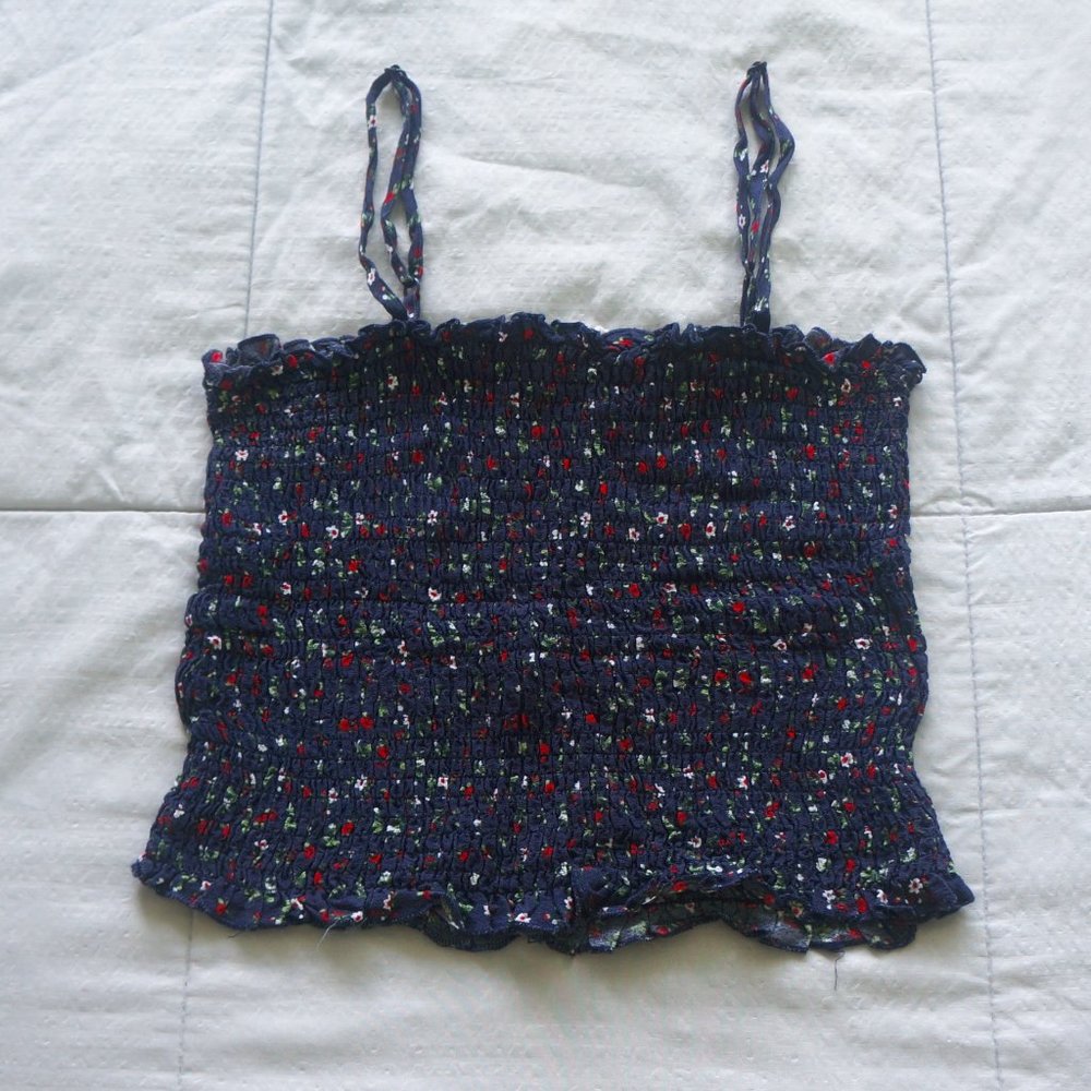 Brandy Melville || Navy Blue Floral Scrunched Tank Top || (Size: 0)